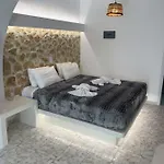 Akrogiali Apartment *